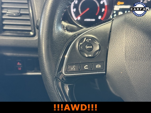 Vehicle image 29 of 32