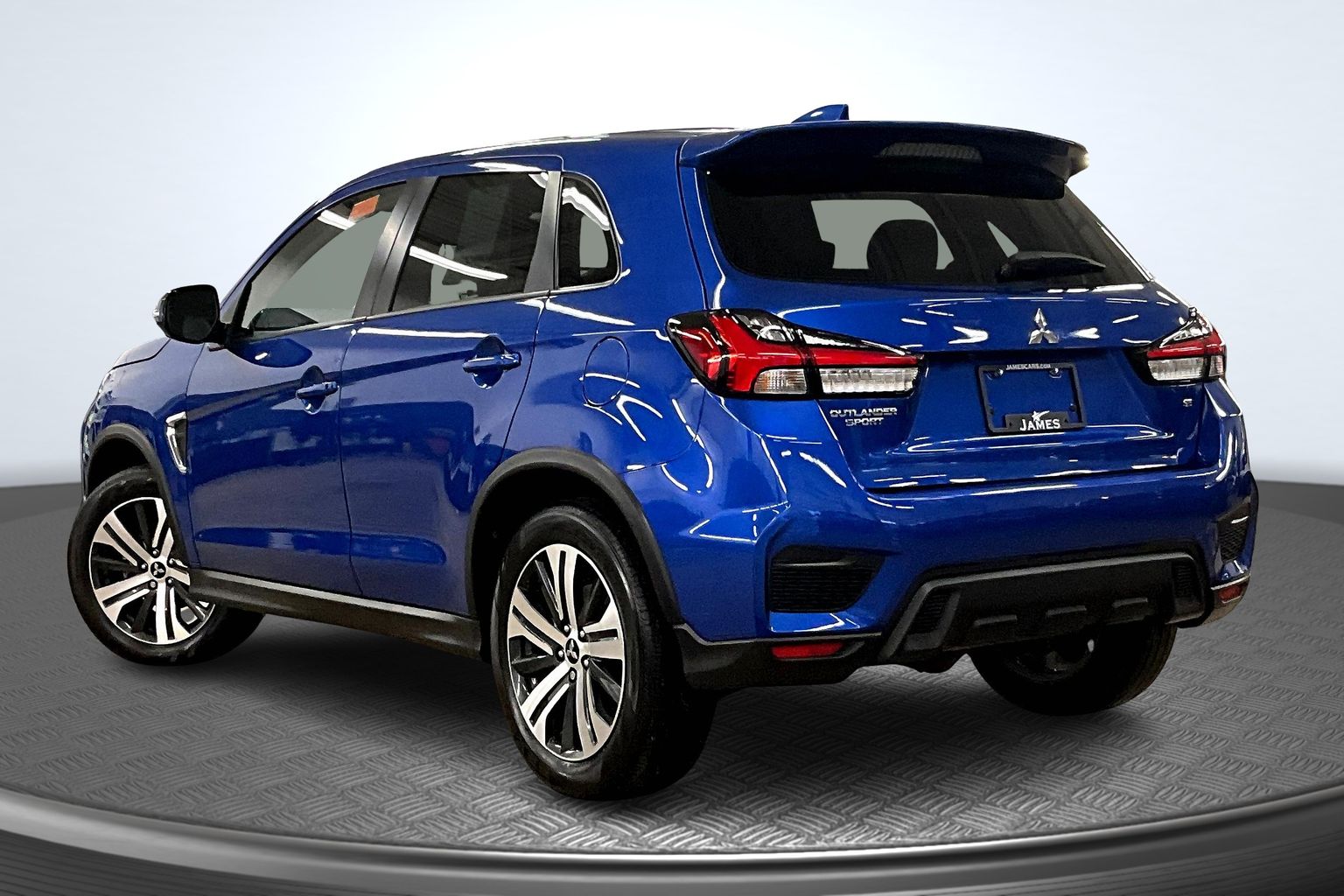 2022 Mitsubishi Outlander Sport Image 6 of 36