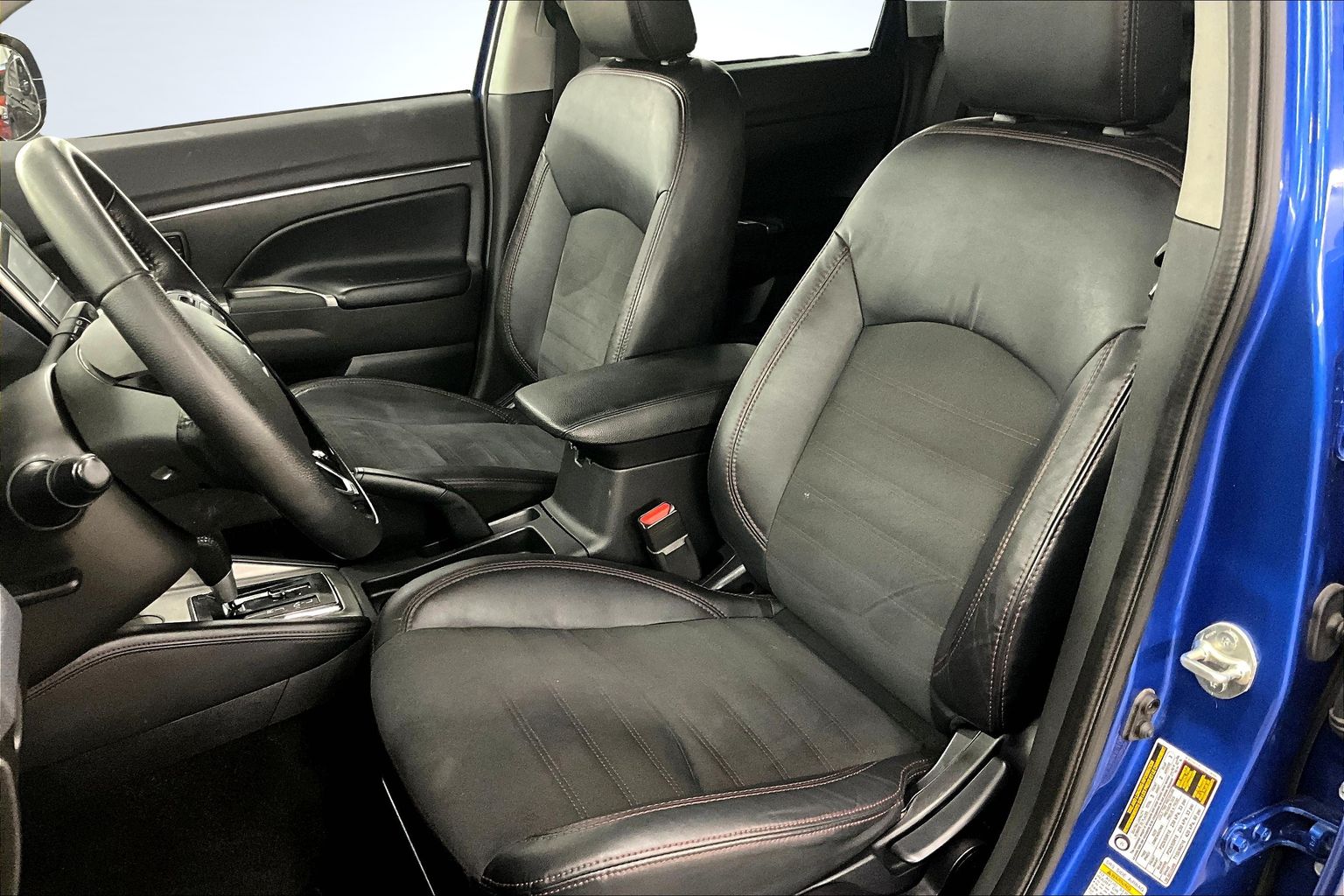 2022 Mitsubishi Outlander Sport Image 12 of 36