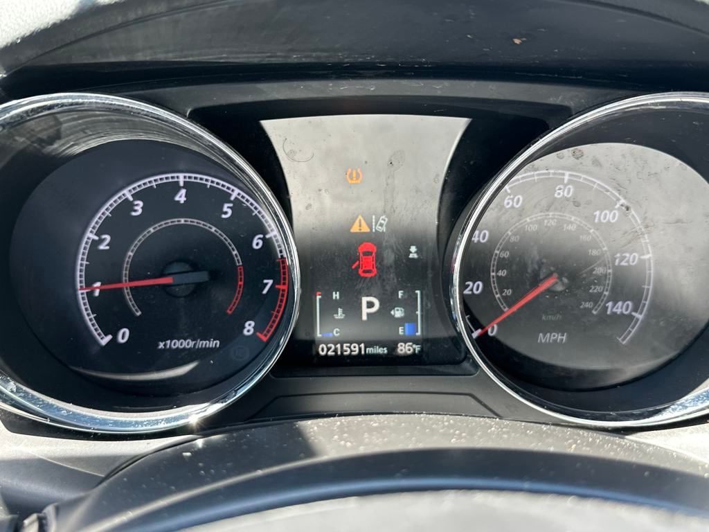 Vehicle image 13 of 20