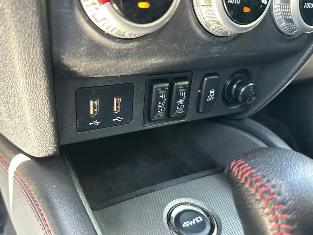Vehicle image 19 of 20