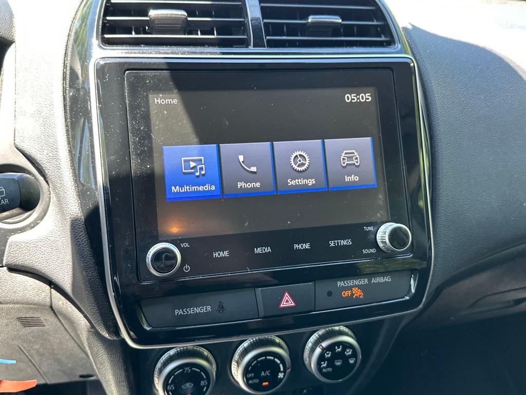 Vehicle image 14 of 20