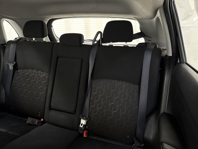 Vehicle image 14 of 25