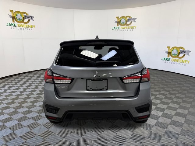 Vehicle image 6 of 25