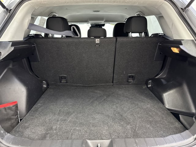 Vehicle image 11 of 25