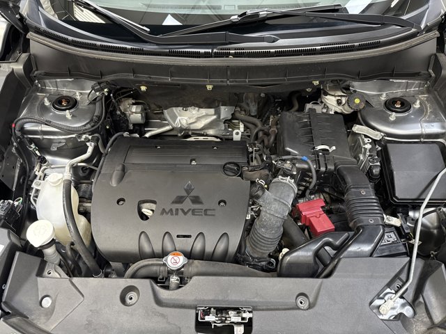 Vehicle image 9 of 25