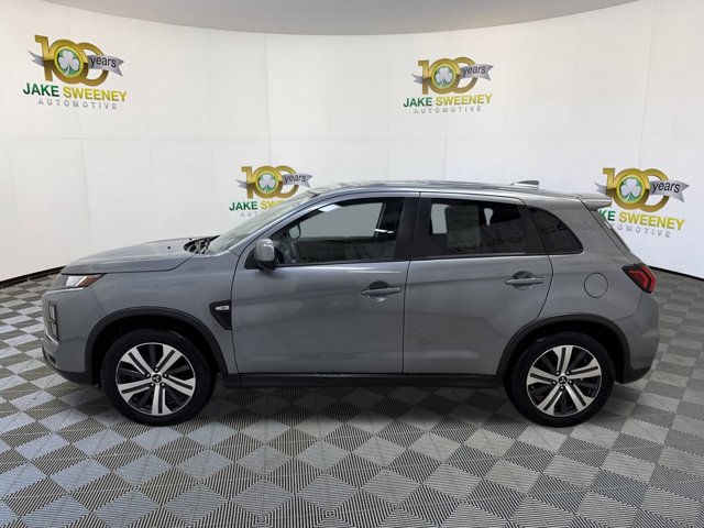 Vehicle image 8 of 25