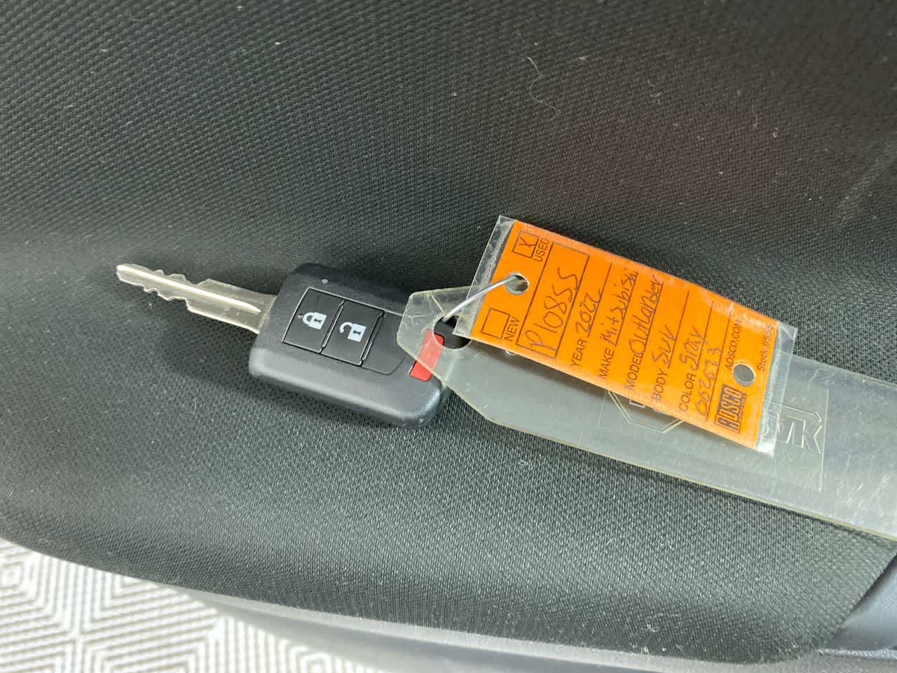 Vehicle image 23 of 27