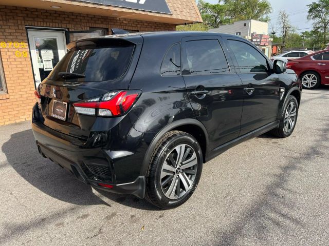 Vehicle image 6 of 17