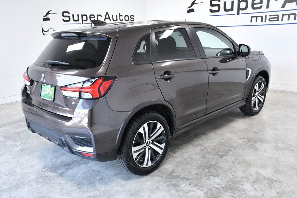 Vehicle image 4 of 27