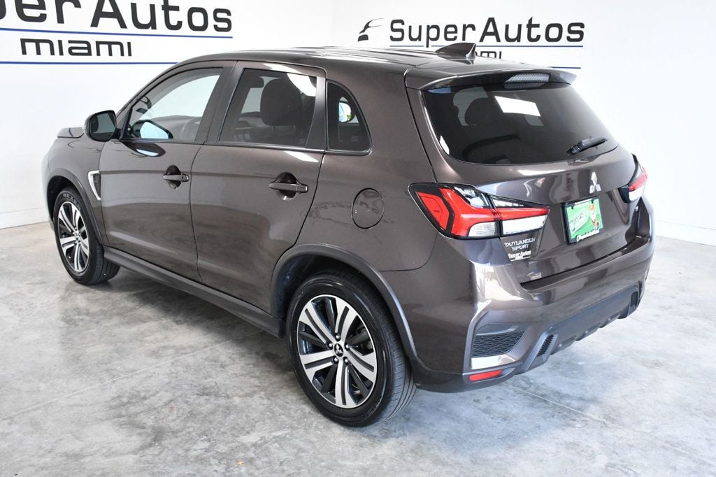 Vehicle image 6 of 27