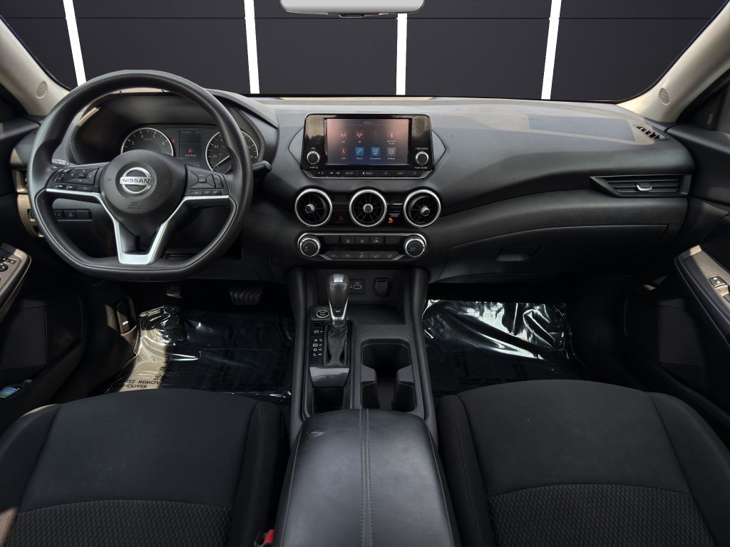 Vehicle image 12 of 19