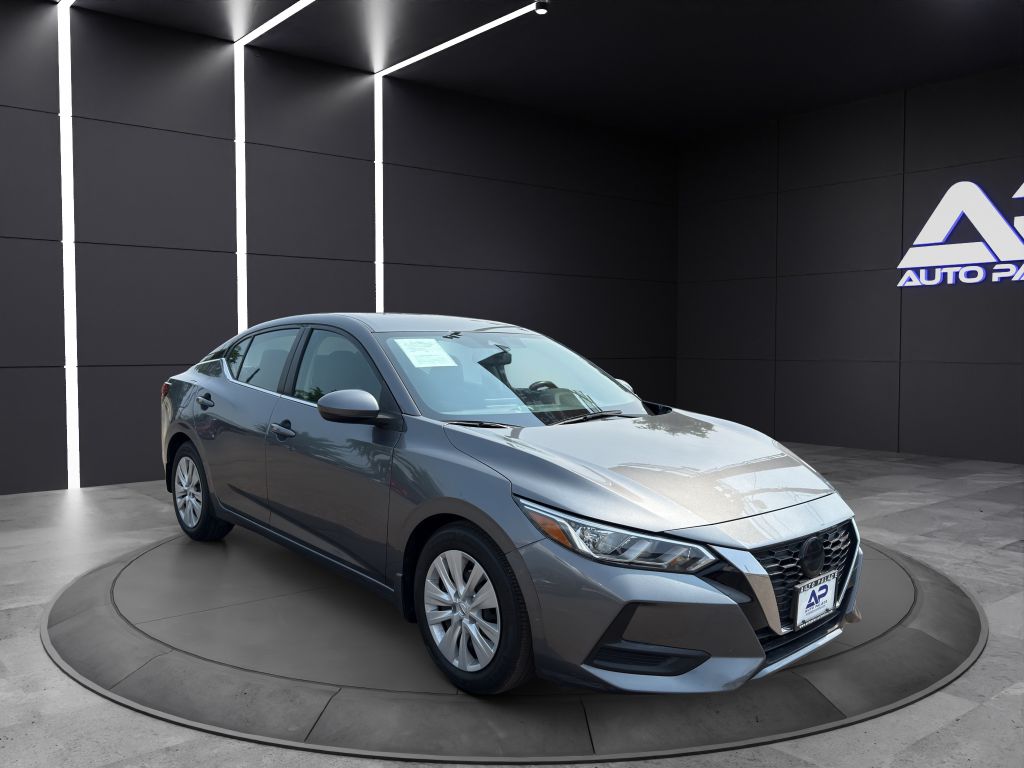 Vehicle image 3 of 19
