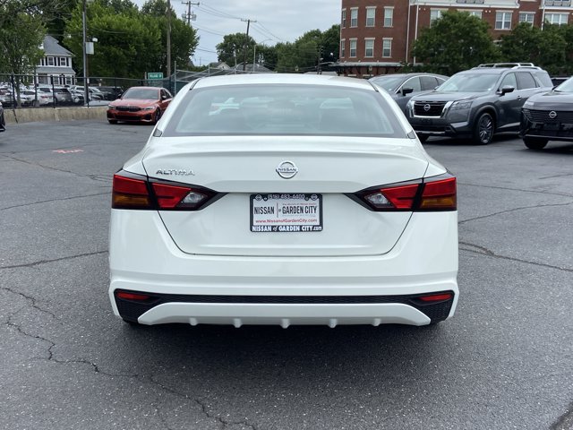 Vehicle image 7 of 30