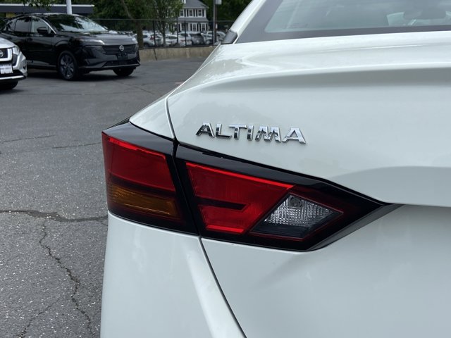 Vehicle image 29 of 30