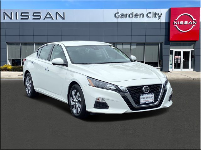 Vehicle image 4 of 30