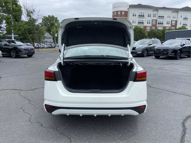 Vehicle image 11 of 30