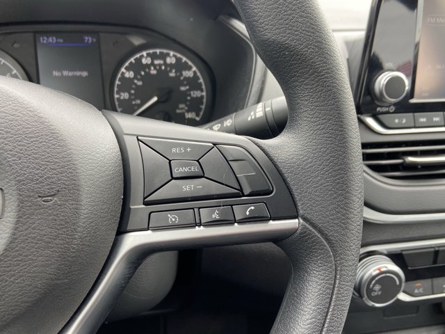 Vehicle image 24 of 30