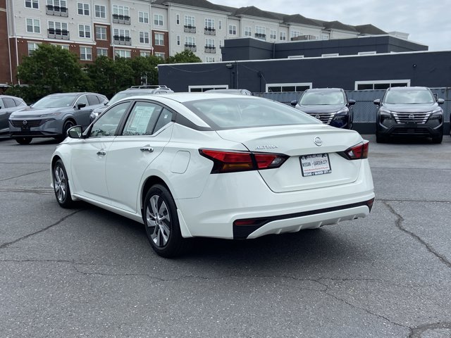 Vehicle image 8 of 30