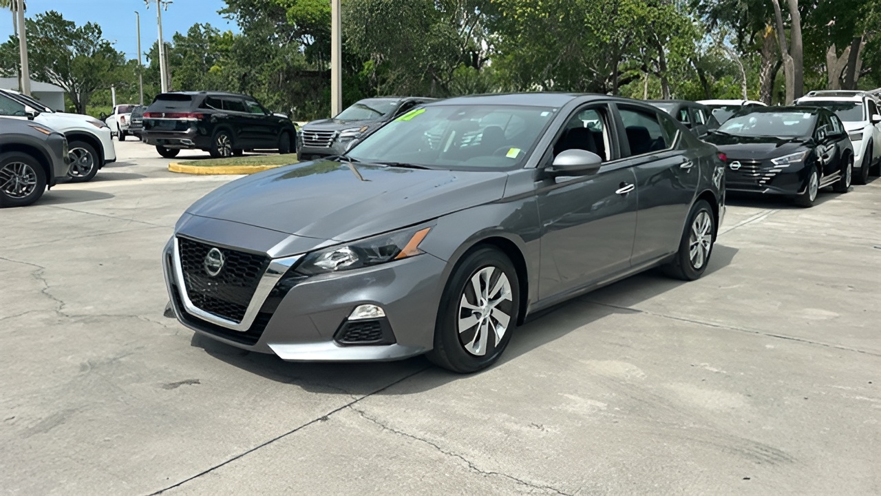 Vehicle image 29 of 36