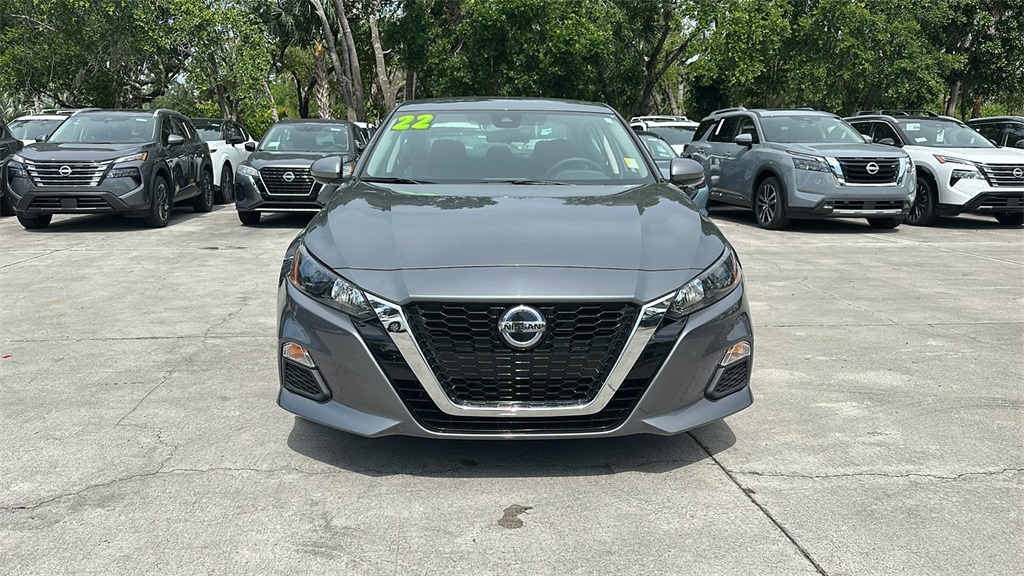 Vehicle image 2 of 36