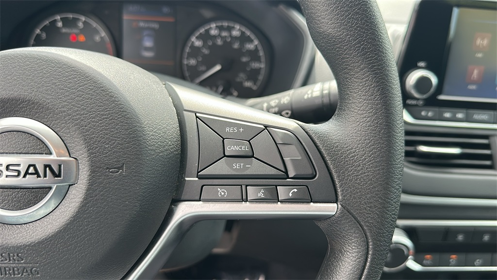 Vehicle image 18 of 36