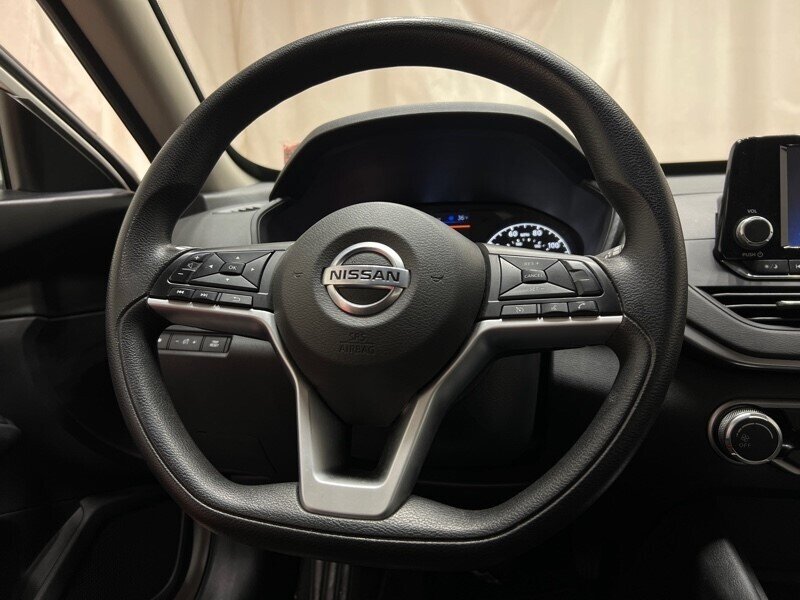 2022 Nissan Altima 2.5 S Image 30 of 43