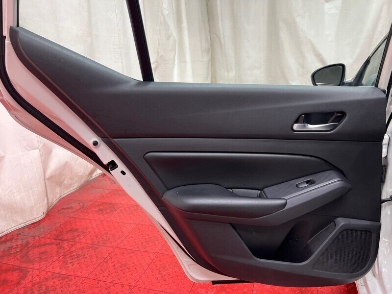 2022 Nissan Altima 2.5 S Image 17 of 43