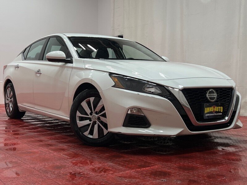 2022 Nissan Altima 2.5 S Image 4 of 43