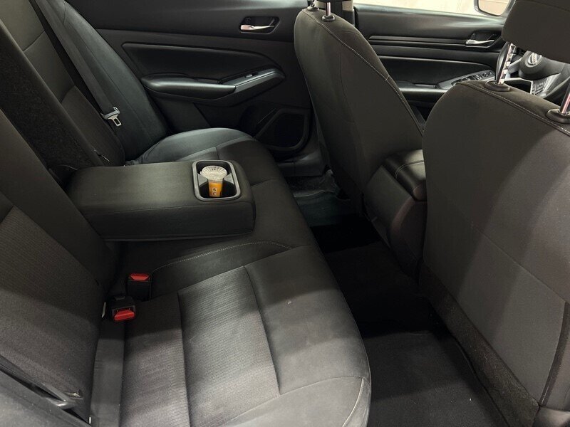 2022 Nissan Altima 2.5 S Image 21 of 43