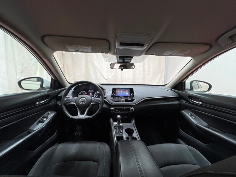 2022 Nissan Altima 2.5 S Image 28 of 43