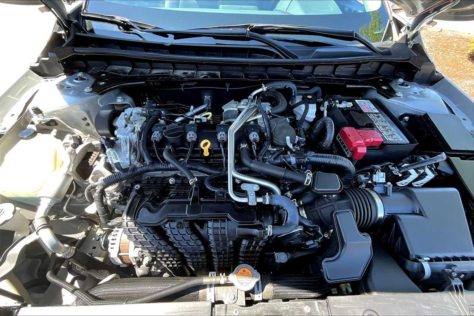 2022 Nissan Altima 2.5 S Image 8 of 33