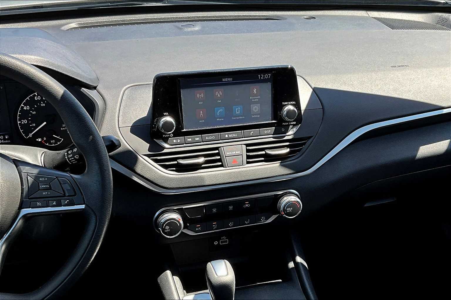 2022 Nissan Altima 2.5 S Image 23 of 33