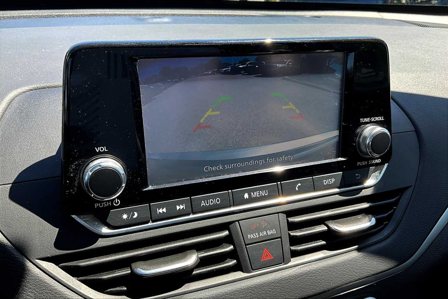 2022 Nissan Altima 2.5 S Image 22 of 33