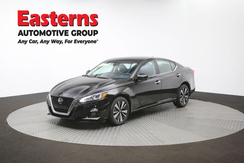 2022 Nissan Altima 2.5 SL Image 2 of 66
