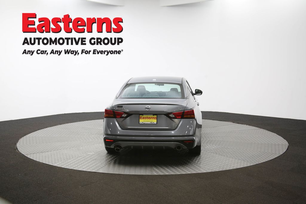 2022 Nissan Altima 2.5 SR Image 28 of 62