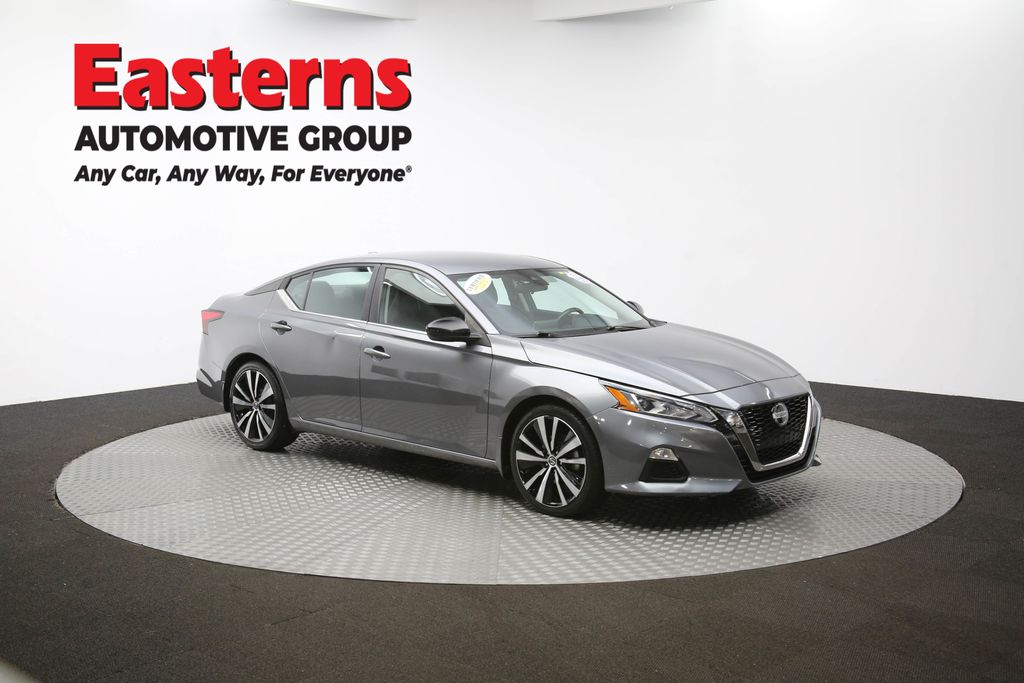 2022 Nissan Altima 2.5 SR Image 13 of 62