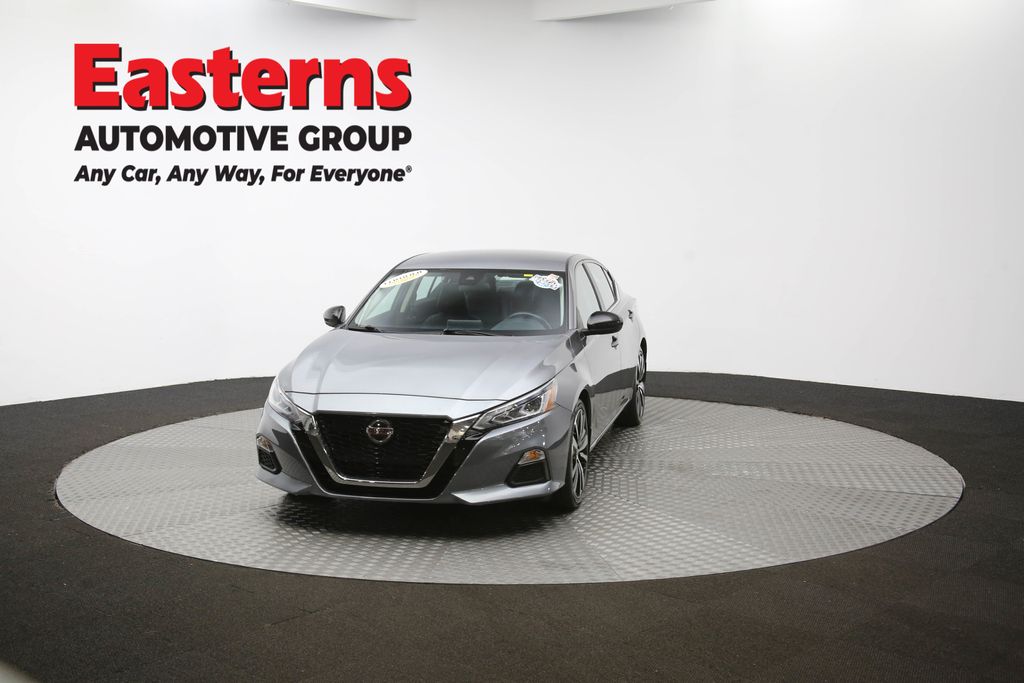 2022 Nissan Altima 2.5 SR Image 5 of 62