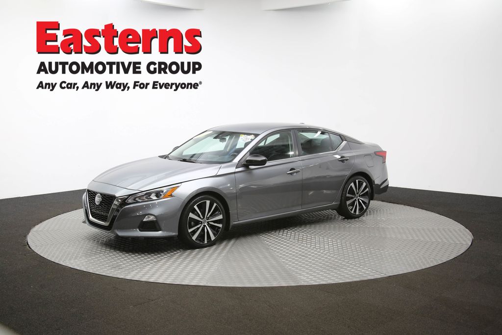 2022 Nissan Altima 2.5 SR Image 7 of 62