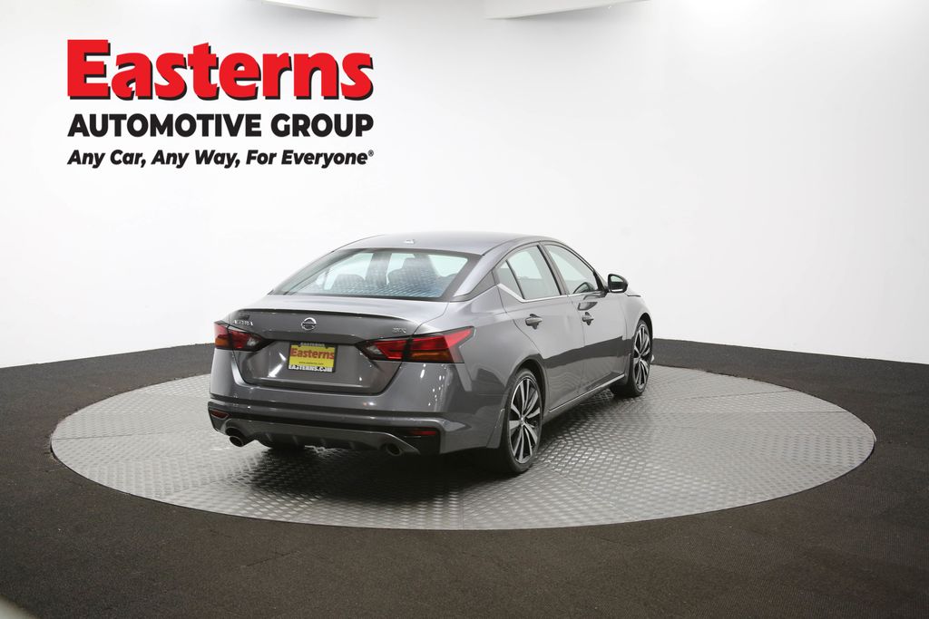 2022 Nissan Altima 2.5 SR Image 21 of 62