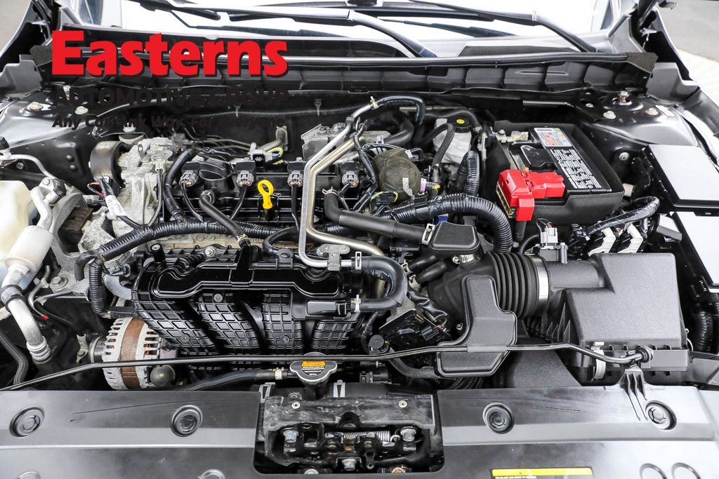 2022 Nissan Altima 2.5 SR Image 37 of 62