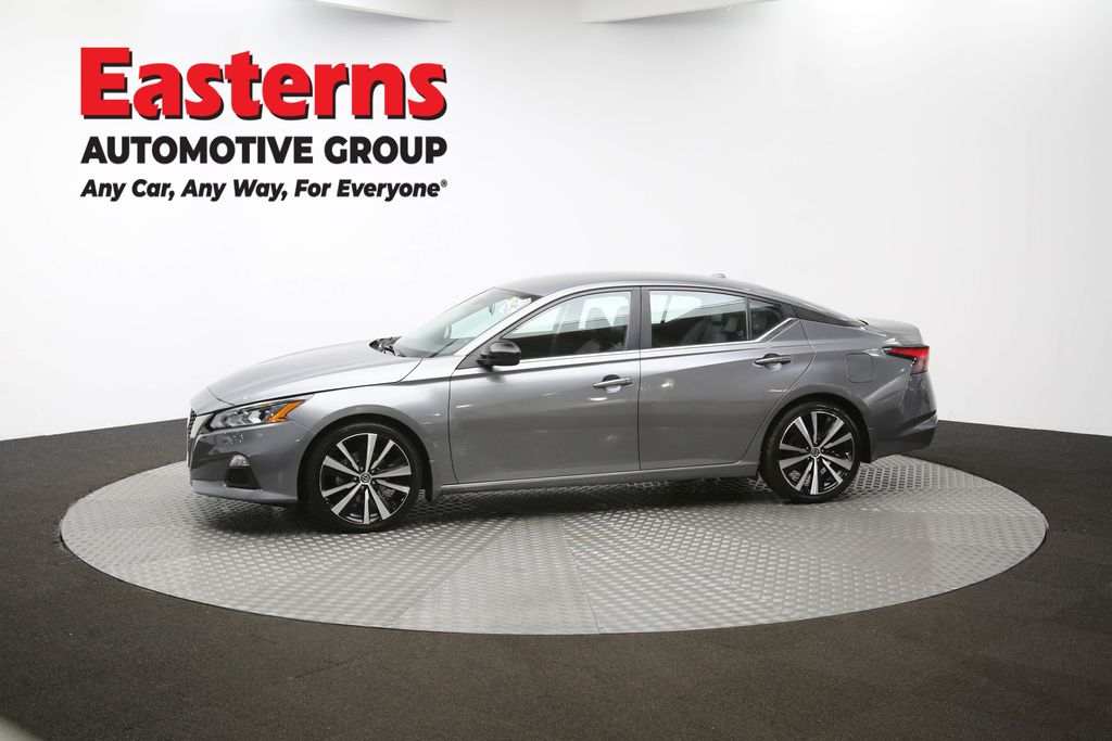 2022 Nissan Altima 2.5 SR Image 6 of 62