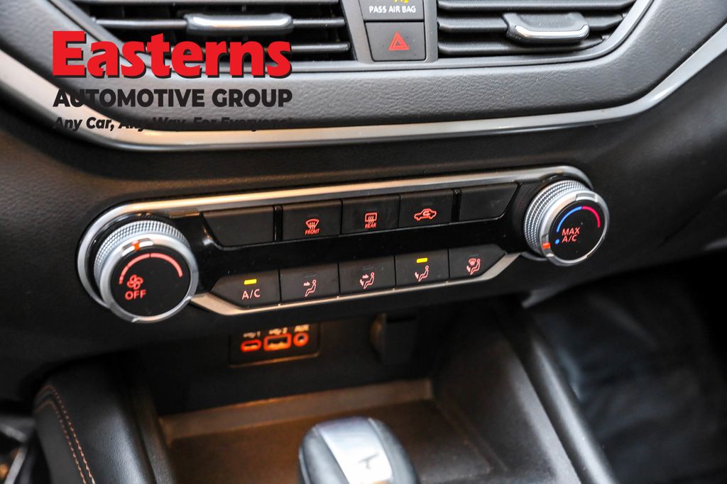 2022 Nissan Altima 2.5 SR Image 58 of 62