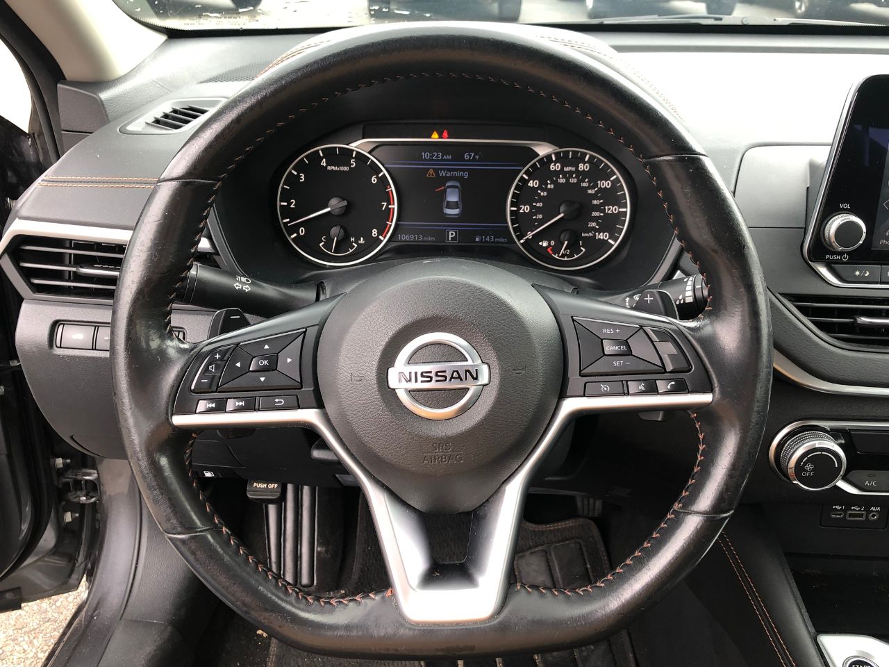 2022 Nissan Altima 2.5 SR Image 19 of 32