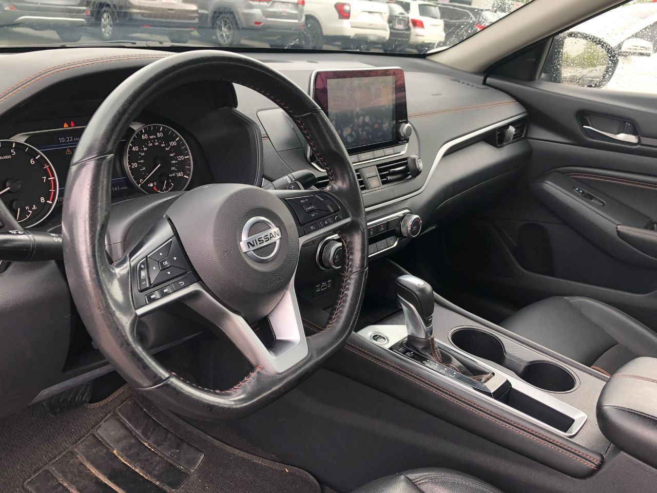 2022 Nissan Altima 2.5 SR Image 16 of 32