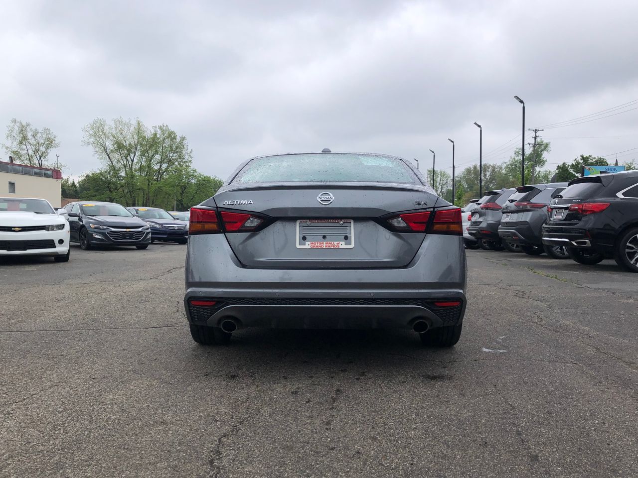 2022 Nissan Altima 2.5 SR Image 6 of 32
