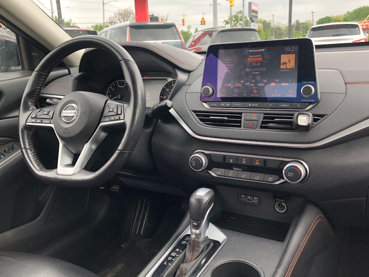2022 Nissan Altima 2.5 SR Image 18 of 32