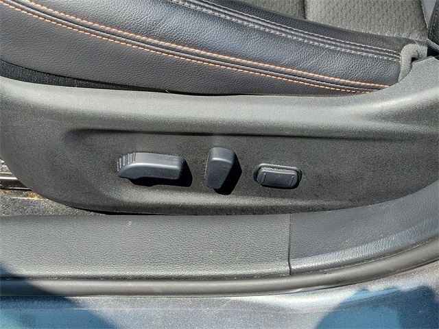 Vehicle image 6 of 30