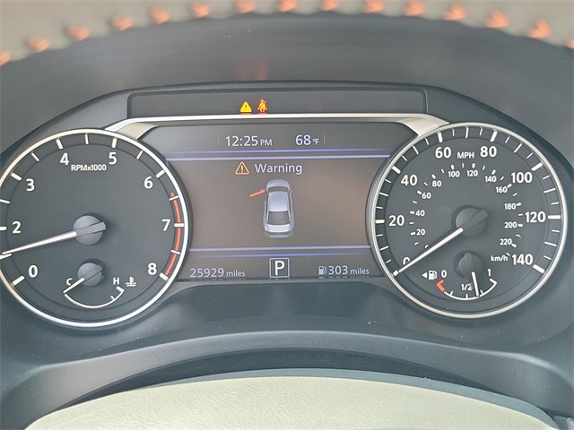Vehicle image 9 of 30