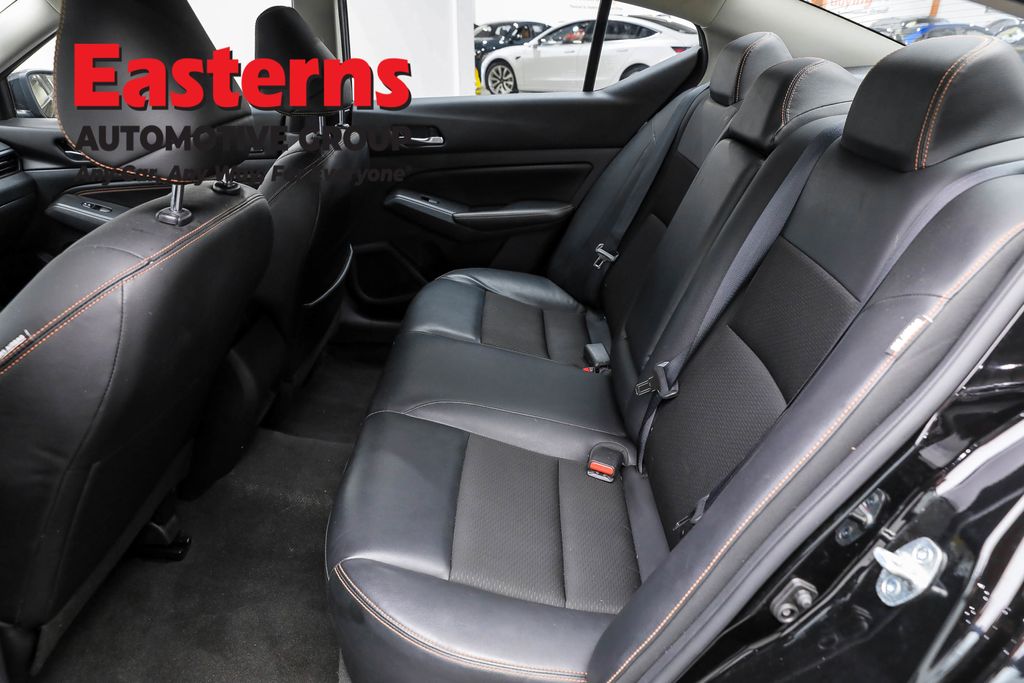 Vehicle image 43 of 61